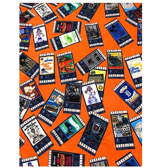 2018 Game Exclusive, Detroit Tigers Hawaiian Shirt - Picture 4 of 5